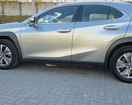 Серый Лексус UX, объемом двигателя 0 л и пробегом 84 тыс. км за 23800 $, фото 20 на Automoto.ua