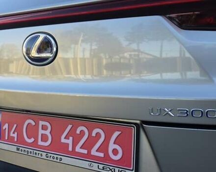 Серый Лексус UX, объемом двигателя 0 л и пробегом 84 тыс. км за 23800 $, фото 54 на Automoto.ua