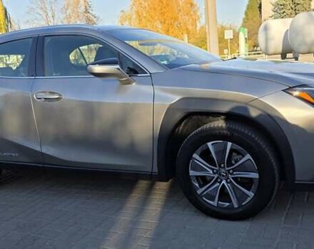 Серый Лексус UX, объемом двигателя 0 л и пробегом 84 тыс. км за 23800 $, фото 10 на Automoto.ua