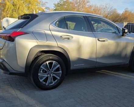 Серый Лексус UX, объемом двигателя 0 л и пробегом 84 тыс. км за 23800 $, фото 13 на Automoto.ua