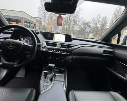 Серый Лексус UX, объемом двигателя 2 л и пробегом 89 тыс. км за 35500 $, фото 9 на Automoto.ua