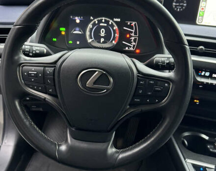 Серый Лексус UX, объемом двигателя 2 л и пробегом 89 тыс. км за 35500 $, фото 12 на Automoto.ua