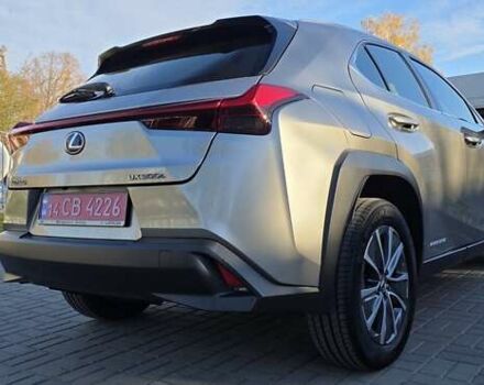 Серый Лексус UX, объемом двигателя 0 л и пробегом 84 тыс. км за 23800 $, фото 26 на Automoto.ua
