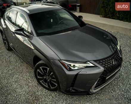 Сірий Лексус UX, об'ємом двигуна 2 л та пробігом 29 тис. км за 31900 $, фото 11 на Automoto.ua