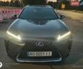 Серый Лексус UX, объемом двигателя 2 л и пробегом 82 тыс. км за 24500 $, фото 1 на Automoto.ua
