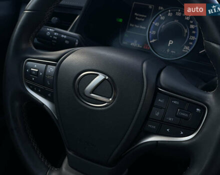 Сірий Лексус UX, об'ємом двигуна 2 л та пробігом 50 тис. км за 35000 $, фото 14 на Automoto.ua