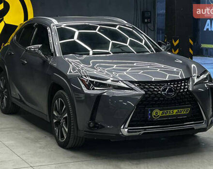 Сірий Лексус UX, об'ємом двигуна 1.99 л та пробігом 106 тис. км за 30400 $, фото 1 на Automoto.ua