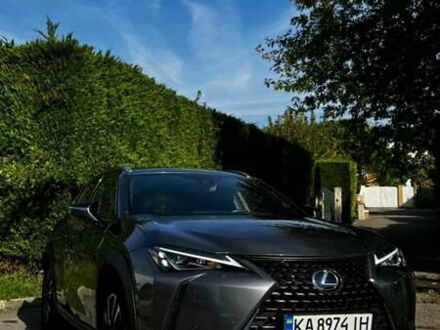 Лексус UX 2019 в Конотопе на Automoto.ua Серый Лексус UX, объемом двигателя 1.99 л и пробегом 57 тыс. км за 24500 $, фото 1 на Automoto.ua
