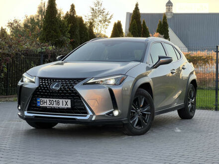 Серый Лексус UX, объемом двигателя 2 л и пробегом 58 тыс. км за 27900 $, фото 1 на Automoto.ua