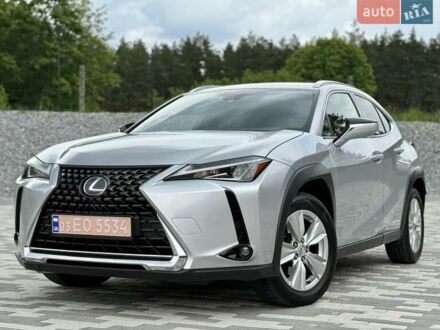 Лексус UX 2020 у Львові на Automoto.ua Сірий Лексус UX, об'ємом двигуна 1.99 л та пробігом 95 тис. км за 27700 $, фото 1 на Automoto.ua