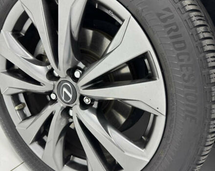 Синий Лексус UX, объемом двигателя 1.99 л и пробегом 40 тыс. км за 29500 $, фото 16 на Automoto.ua