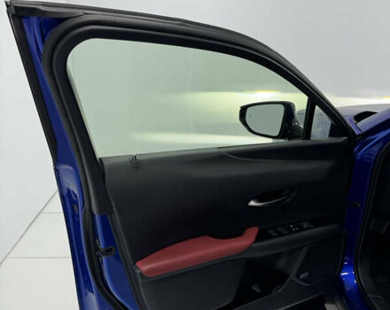 Синий Лексус UX, объемом двигателя 1.99 л и пробегом 40 тыс. км за 29500 $, фото 19 на Automoto.ua