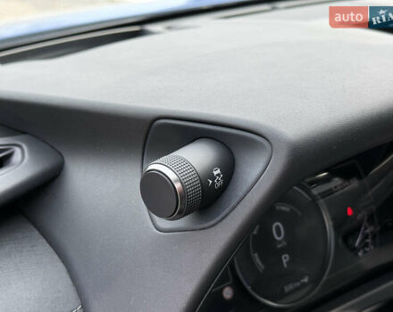 Синій Лексус UX, об'ємом двигуна 0 л та пробігом 38 тис. км за 22200 $, фото 58 на Automoto.ua