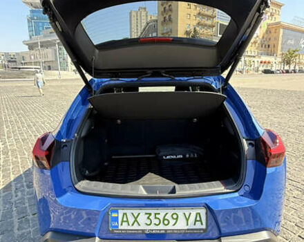 Синій Лексус UX, об'ємом двигуна 0 л та пробігом 20 тис. км за 25500 $, фото 9 на Automoto.ua