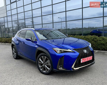 Синій Лексус UX, об'ємом двигуна 1.99 л та пробігом 93 тис. км за 30000 $, фото 1 на Automoto.ua
