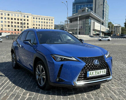 Синій Лексус UX, об'ємом двигуна 0 л та пробігом 20 тис. км за 25500 $, фото 1 на Automoto.ua