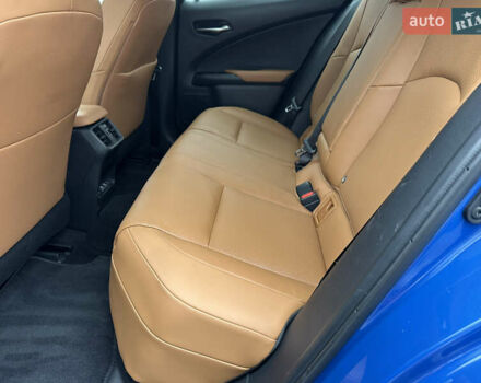 Синій Лексус UX, об'ємом двигуна 0 л та пробігом 54 тис. км за 21900 $, фото 23 на Automoto.ua
