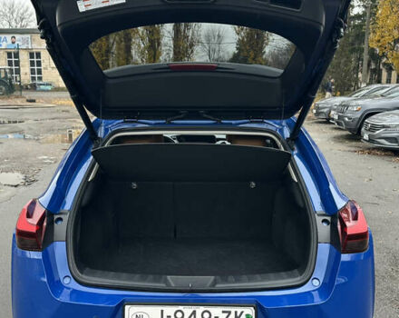 Синій Лексус UX, об'ємом двигуна 0 л та пробігом 54 тис. км за 21900 $, фото 16 на Automoto.ua