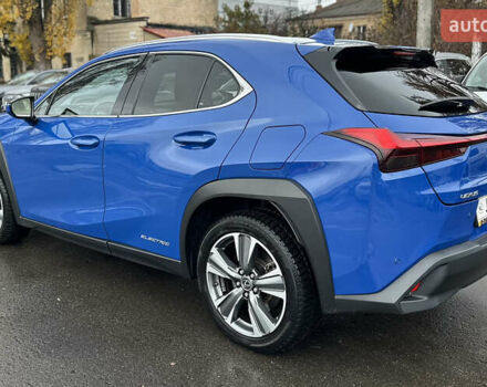 Синій Лексус UX, об'ємом двигуна 0 л та пробігом 54 тис. км за 21900 $, фото 3 на Automoto.ua