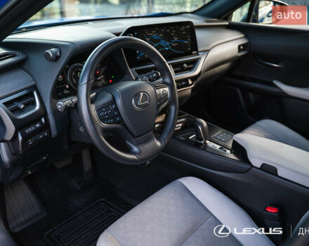 Синій Лексус UX, об'ємом двигуна 0 л та пробігом 5 тис. км за 36930 $, фото 18 на Automoto.ua