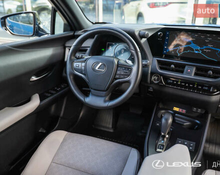 Синій Лексус UX, об'ємом двигуна 0 л та пробігом 5 тис. км за 36930 $, фото 16 на Automoto.ua