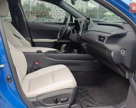 Синій Лексус UX, об'ємом двигуна 0 л та пробігом 3 тис. км за 43095 $, фото 5 на Automoto.ua