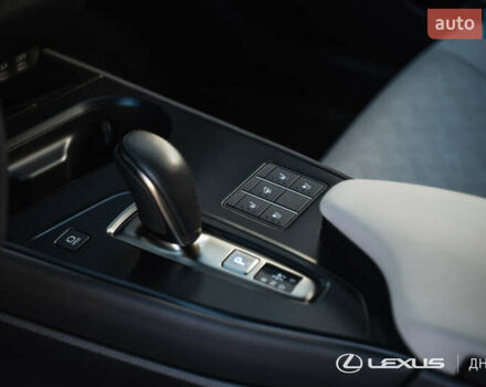 Синій Лексус UX, об'ємом двигуна 0 л та пробігом 5 тис. км за 36930 $, фото 21 на Automoto.ua