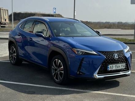 Синий Лексус UX, объемом двигателя 0 л и пробегом 35 тыс. км за 26500 $, фото 1 на Automoto.ua