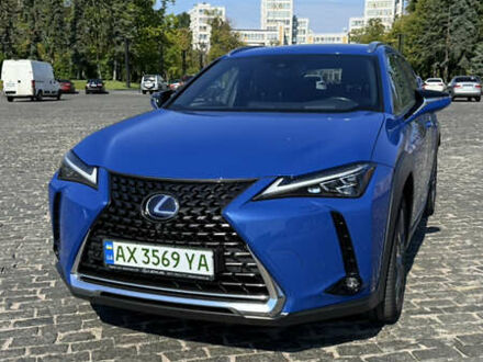 Лексус UX 2020 у Харкові на Automoto.ua Синій Лексус UX, об'ємом двигуна 0 л та пробігом 20 тис. км за 25500 $, фото 1 на Automoto.ua