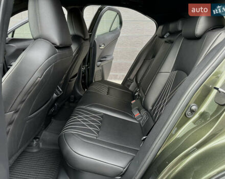 Зелений Лексус UX, об'ємом двигуна 1.99 л та пробігом 36 тис. км за 31900 $, фото 13 на Automoto.ua
