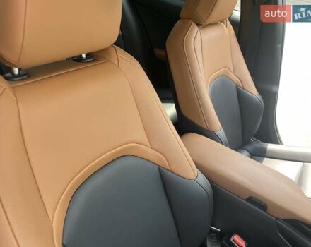 Зеленый Лексус UX, объемом двигателя 1.99 л и пробегом 61 тыс. км за 32800 $, фото 7 на Automoto.ua