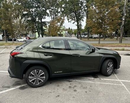Зелений Лексус UX, об'ємом двигуна 0 л та пробігом 143 тис. км за 22999 $, фото 3 на Automoto.ua