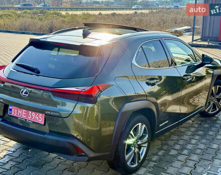 Зеленый Лексус UX, объемом двигателя 0 л и пробегом 162 тыс. км за 23199 $, фото 4 на Automoto.ua