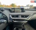 Лексус UX 2021 у Києві на Automoto.ua Зелений Лексус UX, об'ємом двигуна 0 л та пробігом 64 тис. км за 22500 $, фото 14 на Automoto.ua
