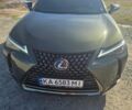 Зелений Лексус UX, об'ємом двигуна 1.99 л та пробігом 82 тис. км за 32000 $, фото 1 на Automoto.ua