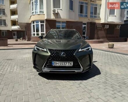 Зеленый Лексус UX, объемом двигателя 1.99 л и пробегом 28 тыс. км за 25500 $, фото 3 на Automoto.ua