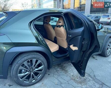 Зеленый Лексус UX, объемом двигателя 1.99 л и пробегом 17 тыс. км за 38600 $, фото 19 на Automoto.ua