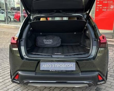 Зеленый Лексус UX, объемом двигателя 2 л и пробегом 8 тыс. км за 41000 $, фото 9 на Automoto.ua