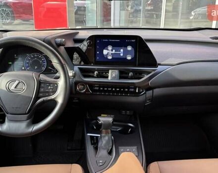 Зеленый Лексус UX, объемом двигателя 2 л и пробегом 8 тыс. км за 41000 $, фото 7 на Automoto.ua