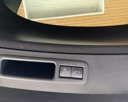 Зелений Лексус UX, об'ємом двигуна 1.99 л та пробігом 15 тис. км за 41200 $, фото 10 на Automoto.ua