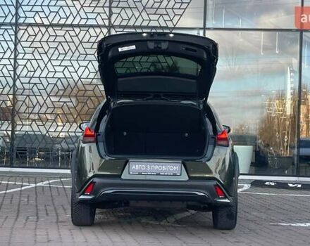 Зелений Лексус UX, об'ємом двигуна 1.99 л та пробігом 8 тис. км за 40790 $, фото 9 на Automoto.ua