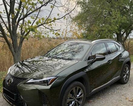 Зелений Лексус UX, об'ємом двигуна 1.99 л та пробігом 15 тис. км за 41200 $, фото 1 на Automoto.ua