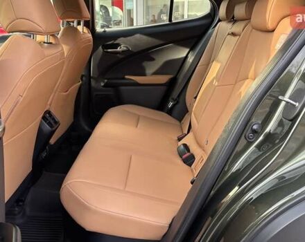 Зеленый Лексус UX, объемом двигателя 2 л и пробегом 8 тыс. км за 41000 $, фото 10 на Automoto.ua