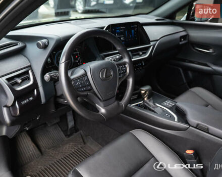 Лексус UX 2023 в Днепре (Днепропетровске) на Automoto.ua Зеленый Лексус UX, объемом двигателя 2 л и пробегом 16 тыс. км за 40292 $, фото 13 на Automoto.ua