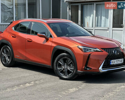 Помаранчевий Лексус UX, об'ємом двигуна 1.99 л та пробігом 43 тис. км за 29500 $, фото 12 на Automoto.ua