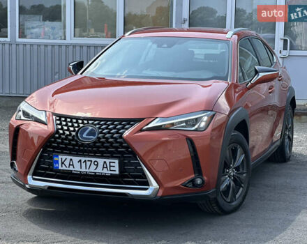 Помаранчевий Лексус UX, об'ємом двигуна 1.99 л та пробігом 43 тис. км за 29500 $, фото 13 на Automoto.ua