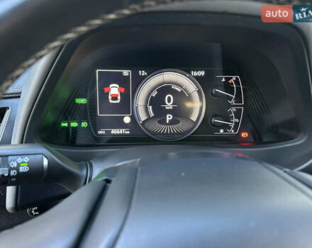 Оранжевый Лексус UX, объемом двигателя 1.99 л и пробегом 45 тыс. км за 29000 $, фото 29 на Automoto.ua