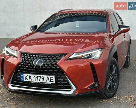 Оранжевый Лексус UX, объемом двигателя 1.99 л и пробегом 45 тыс. км за 29000 $, фото 1 на Automoto.ua
