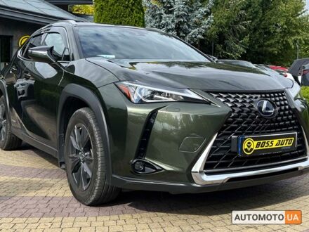 Лексус UX 250h 2020 у Львові на Automoto.ua Зелений Лексус UX 250h, об'ємом двигуна 2 л та пробігом 52 тис. км за 31900 $, фото 1 на Automoto.ua