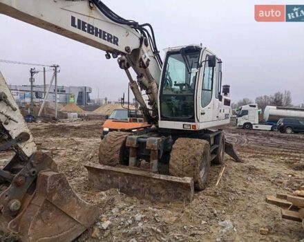 Белый Либхерр A 900, объемом двигателя 4 л и пробегом 0 тыс. км за 65000 $, фото 2 на Automoto.ua